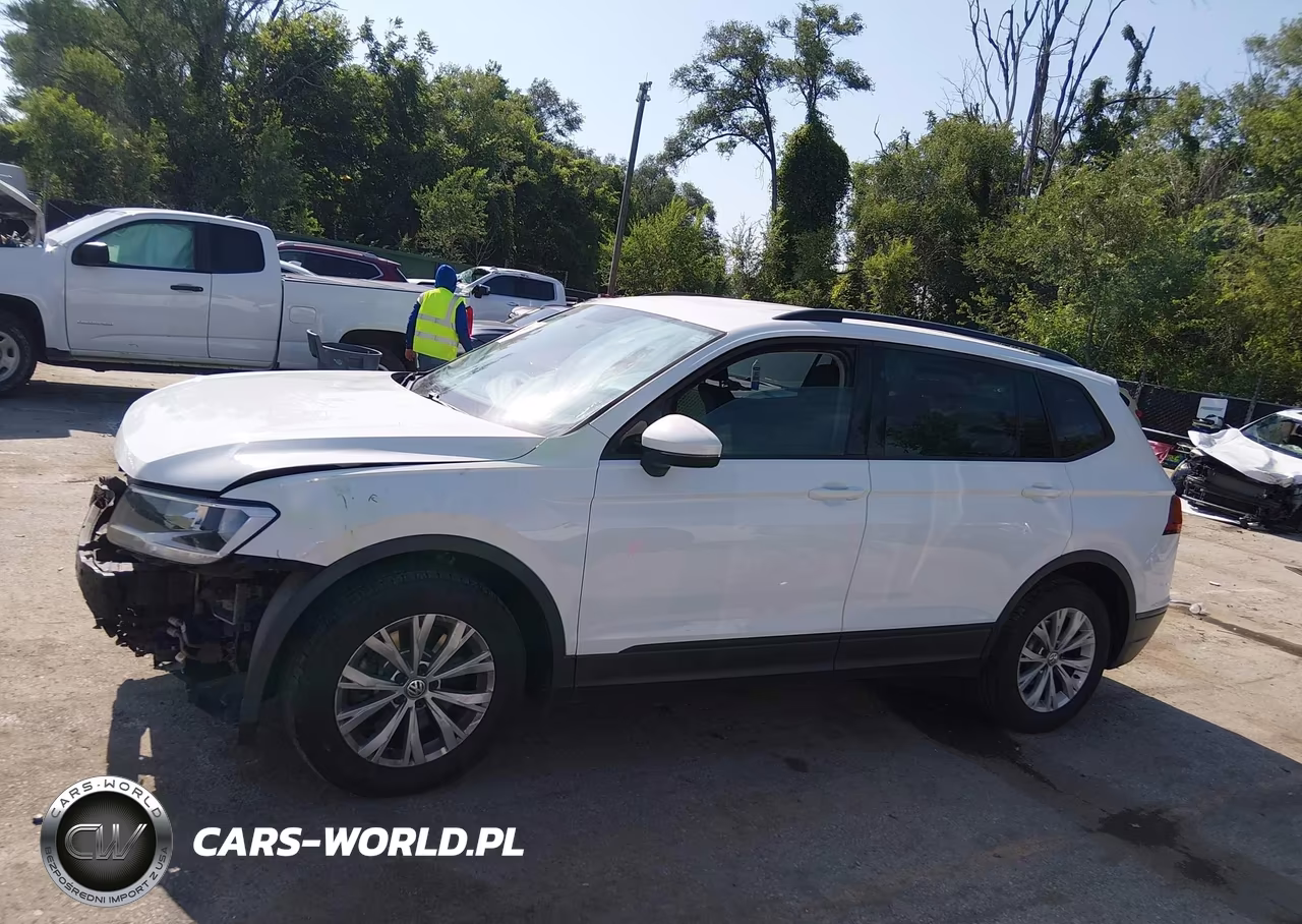 2018 Volkswagen Tiguan 2.0T S VIN:3VV0B7AX1JM119481 - 15