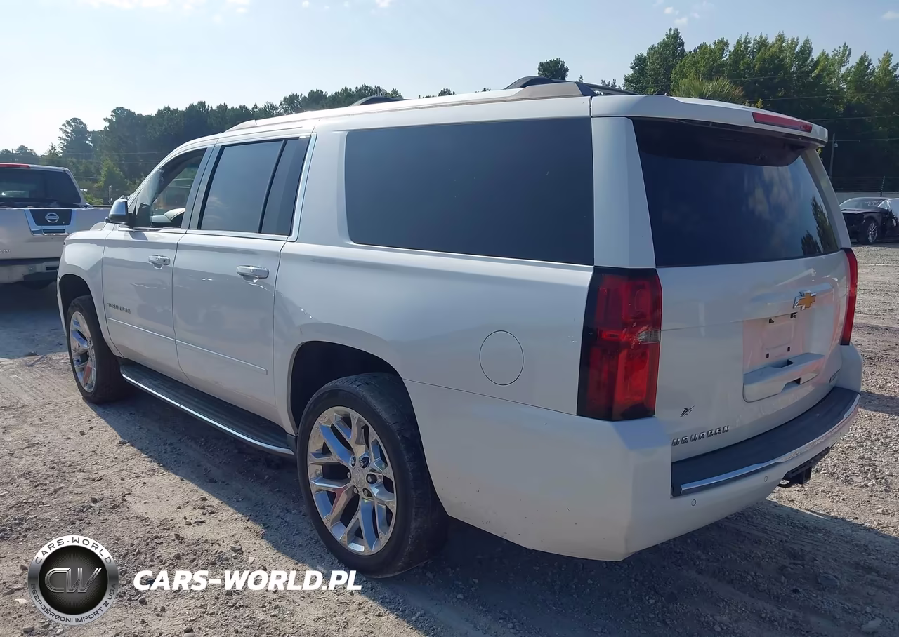 2019 Chevrolet Suburban Premier VIN:1GNSKJKCXKR154236 - 3