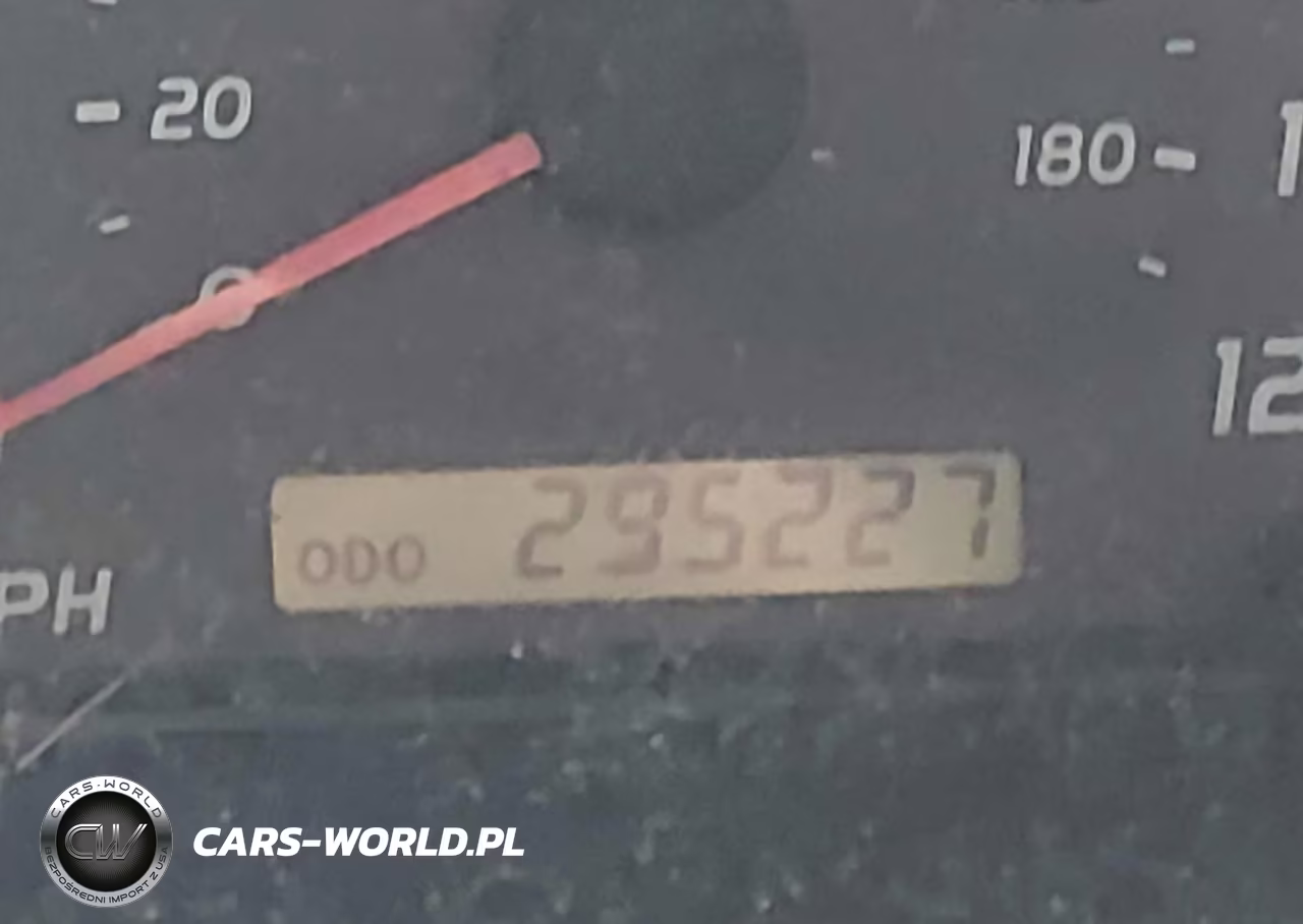 2005 Toyota Tundra Ltd V8 VIN:5TBRT38185S465930 - 15