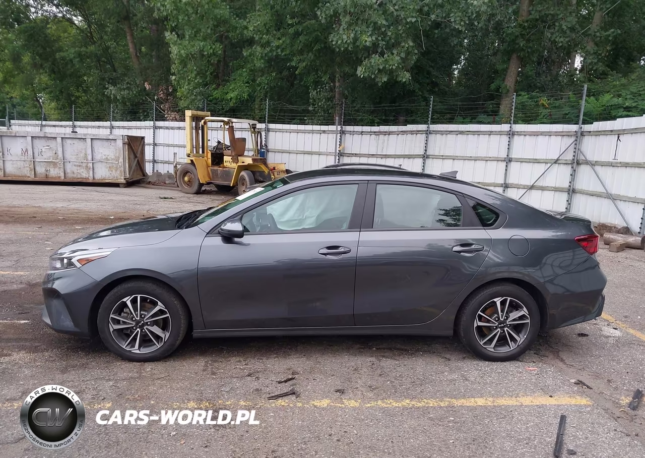 2023 Kia Forte Lxs VIN:3KPF24AD6PE683417 - 14