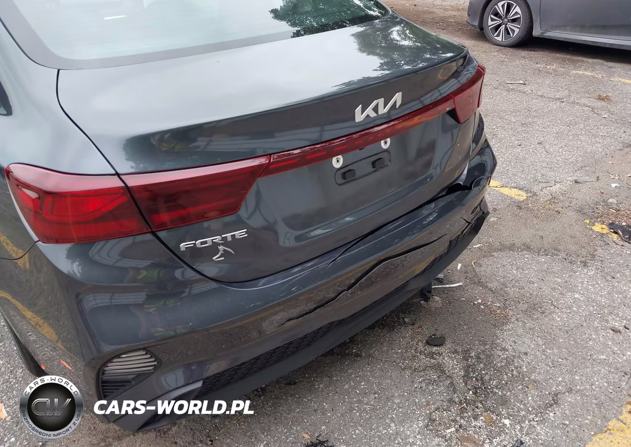 2023 Kia Forte Lxs VIN:3KPF24AD6PE683417 - 6