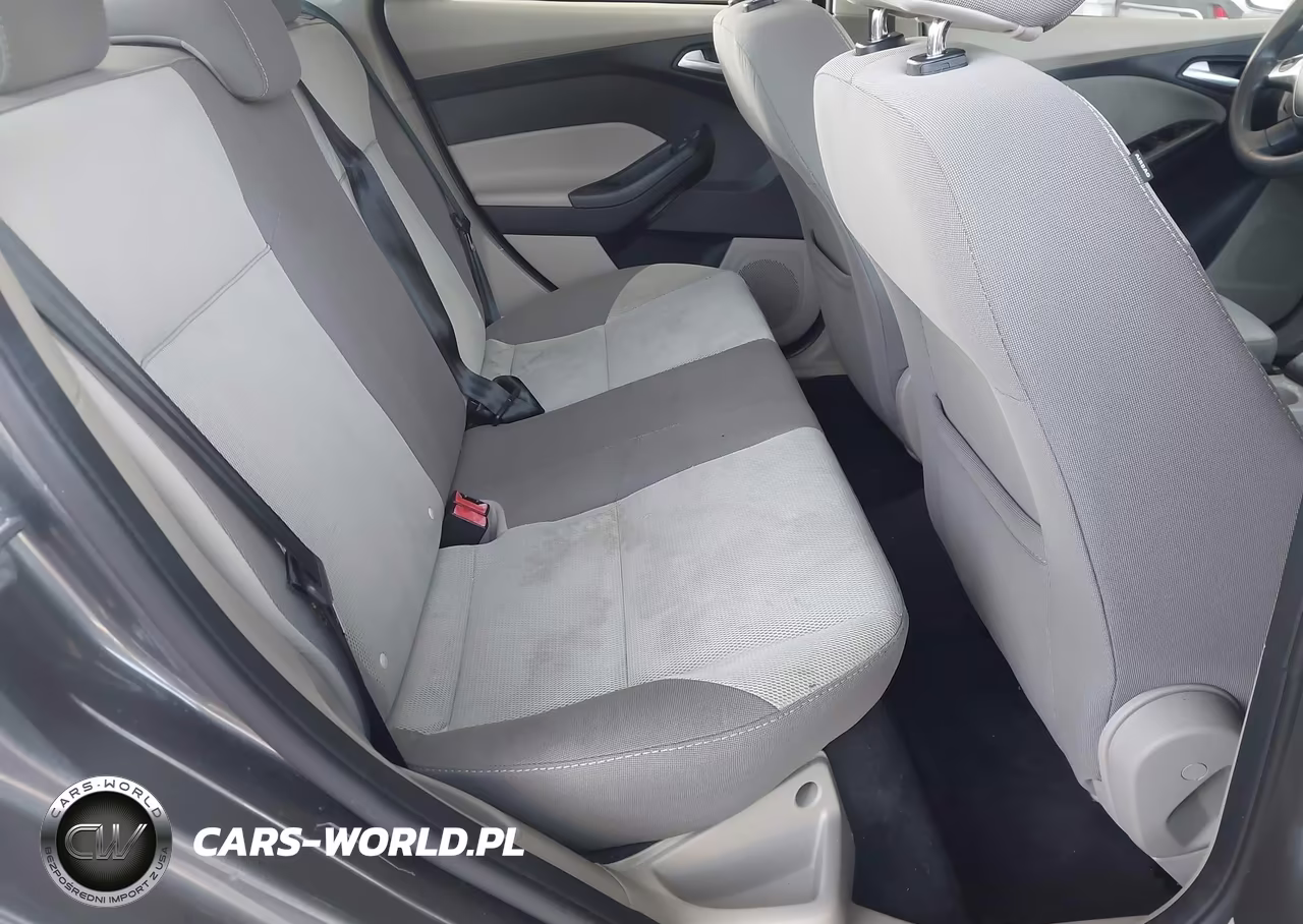 2013 Ford Focus Se VIN:1FADP3F22DL321443 - 8