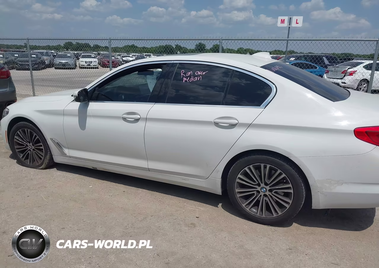 2020 BMW 530I VIN:WBAJR3C02LWW63737 - 14