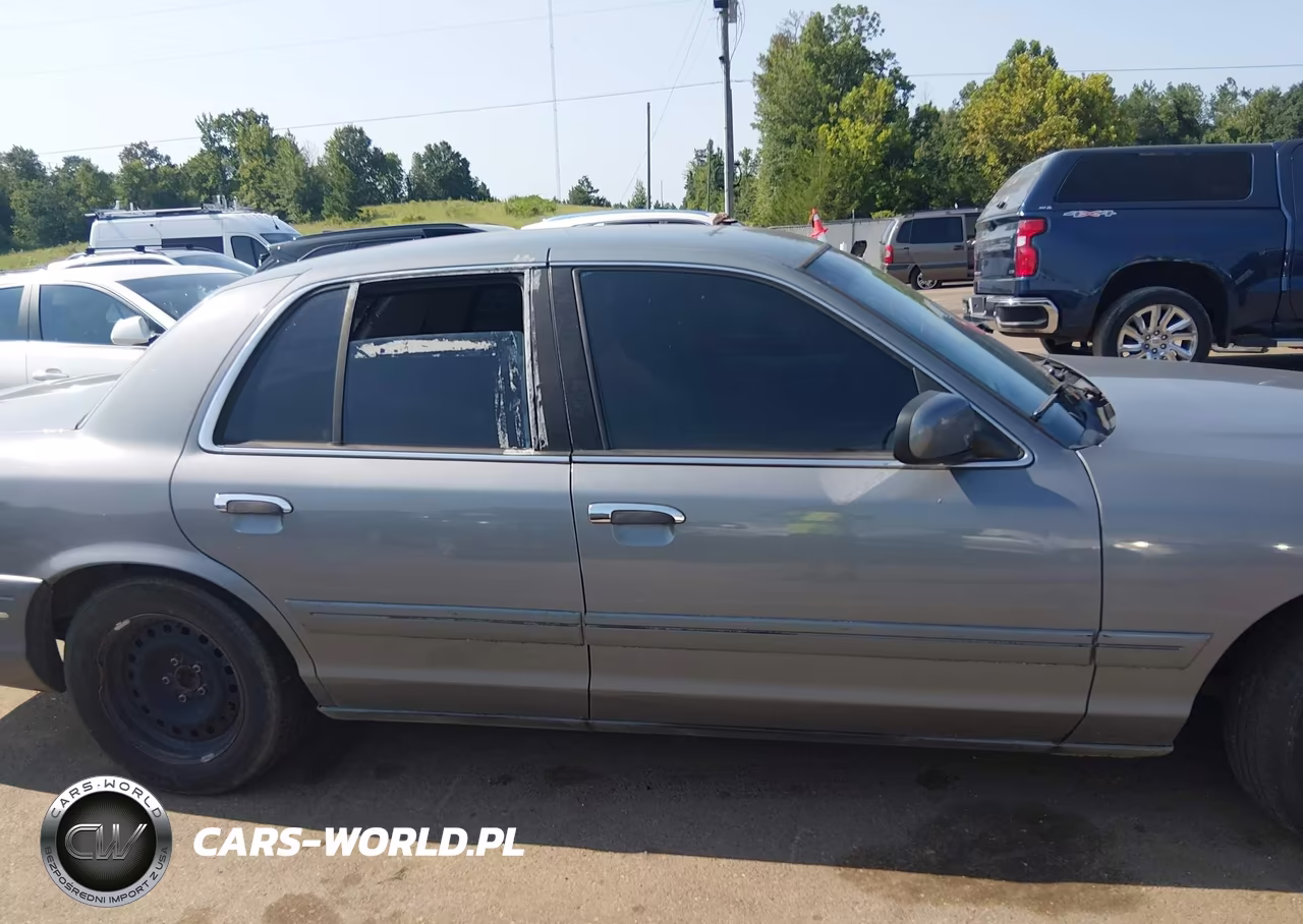 2000 Ford Crown Victoria Police Interceptor VIN:2FAFP71W6YX112838 - 14