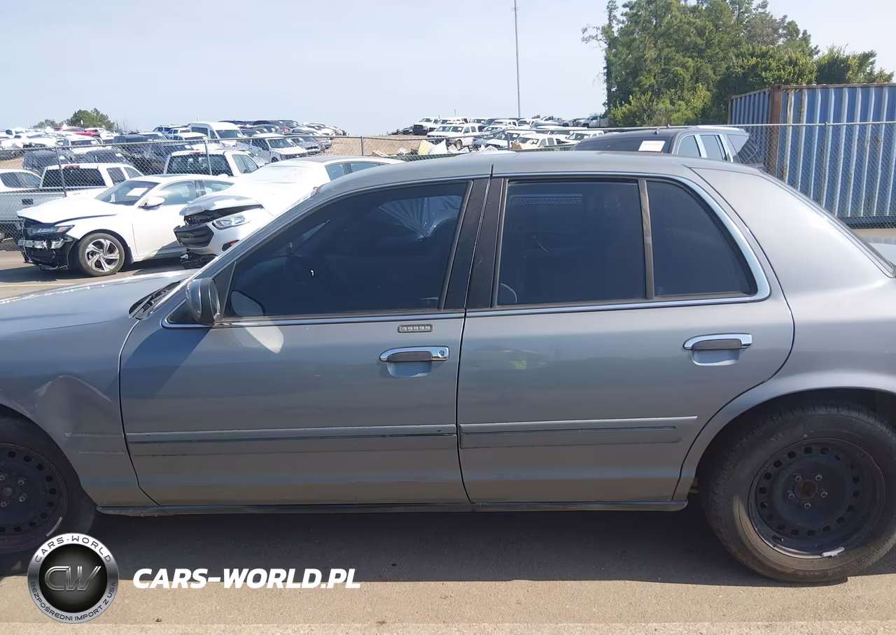 2000 Ford Crown Victoria Police Interceptor VIN:2FAFP71W6YX112838 - 15