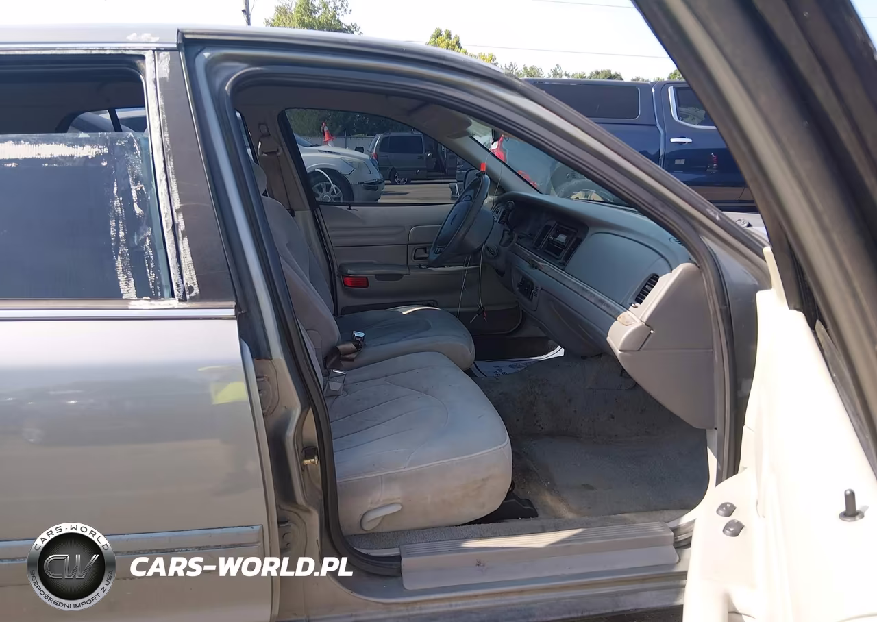 2000 Ford Crown Victoria Police Interceptor VIN:2FAFP71W6YX112838 - 5