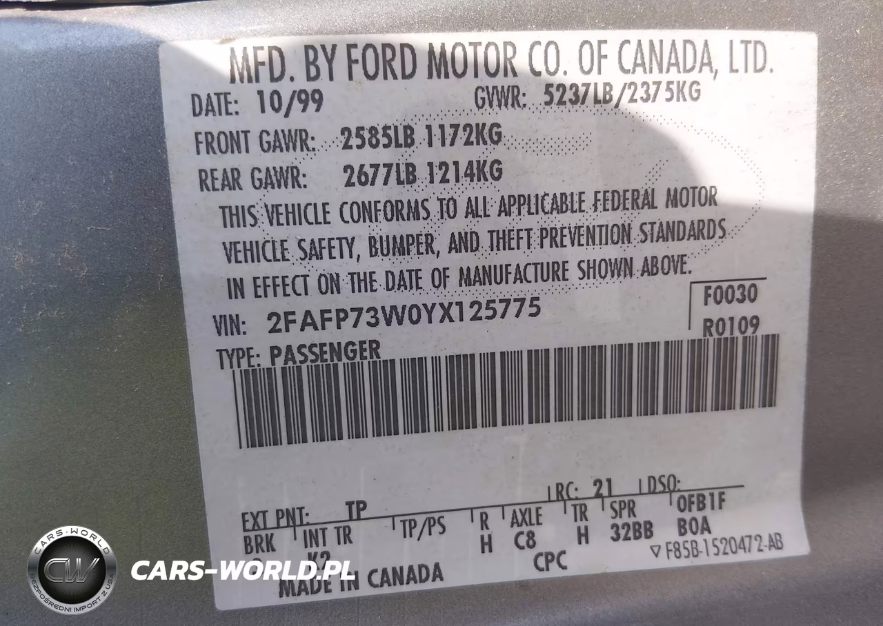2000 Ford Crown Victoria Police Interceptor VIN:2FAFP71W6YX112838 - 9