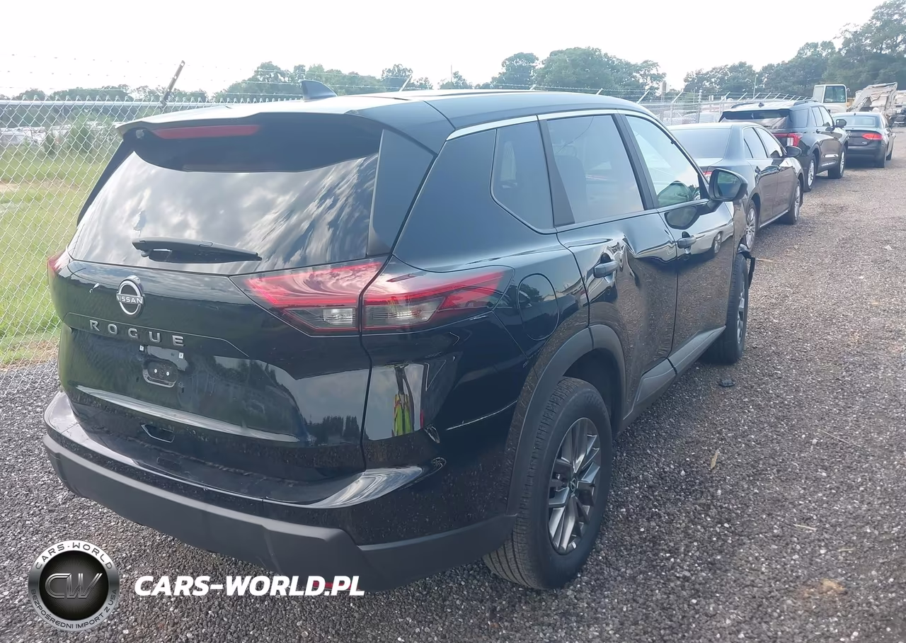 2026 Nissan Rogue S VIN:5N1BT3AA2TC792904 - 4