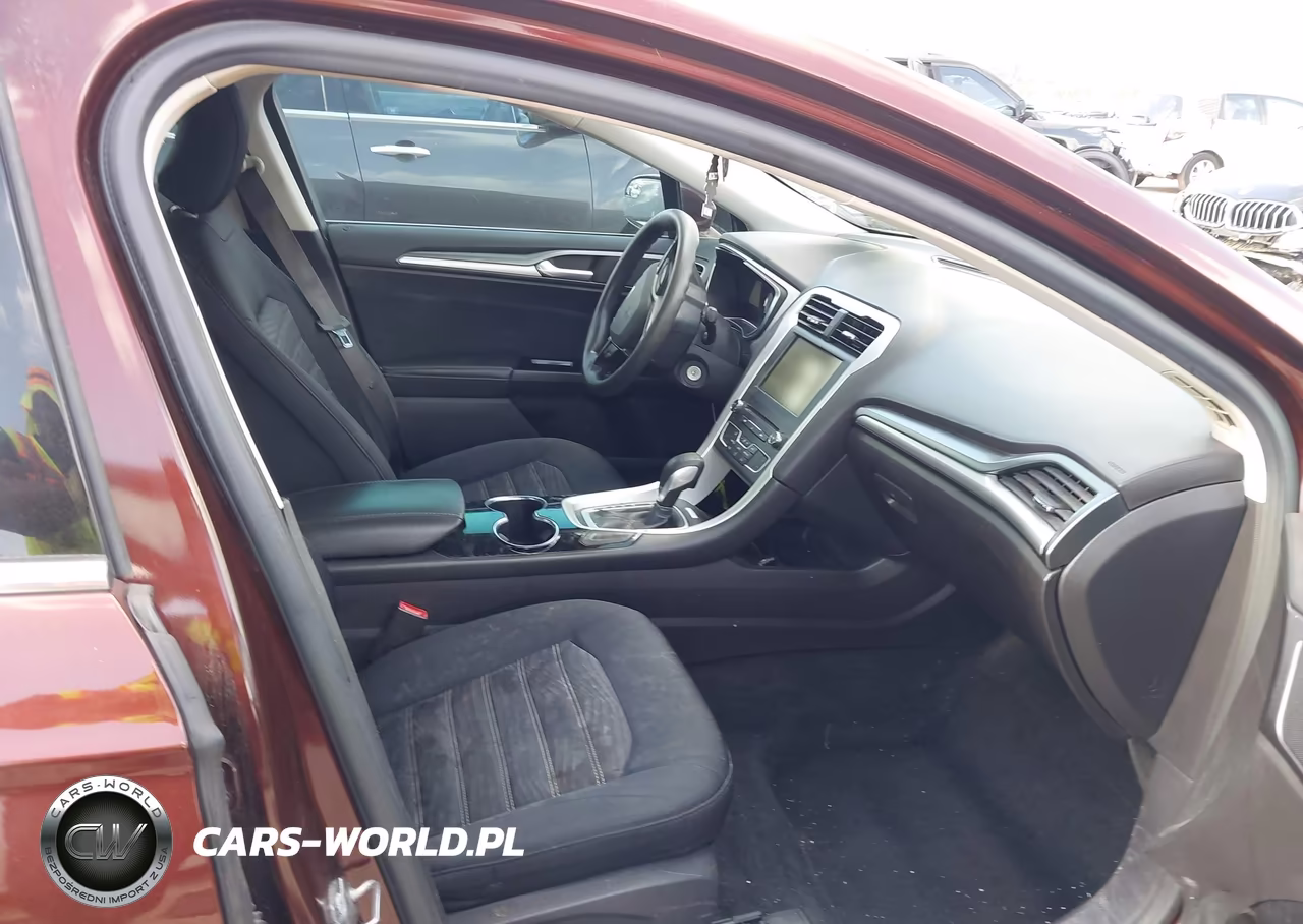 2016 Ford Fusion Se VIN:3FA6P0H71GR252654 - 5