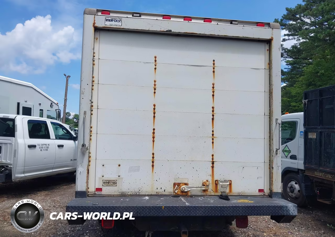 2008 Chevrolet Express Cutaway Work Van VIN:1GBJG31K181165874 - 17
