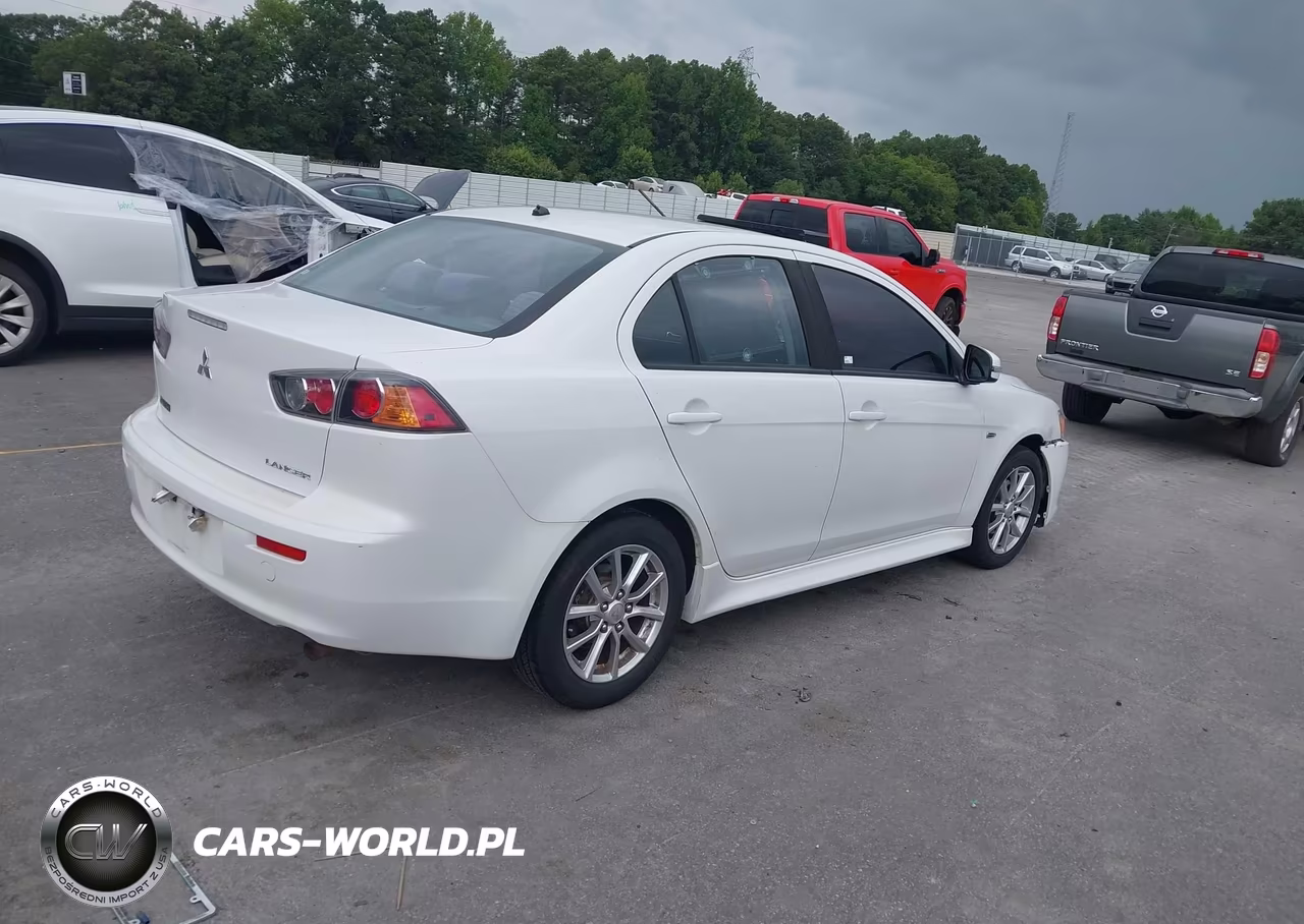2016 Mitsubishi Lancer Es VIN:JA32U2FUXGU007381 - 4