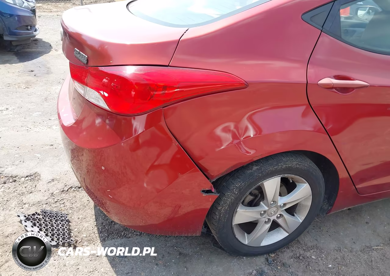 2013 Hyundai Elantra Gls VIN:5NPDH4AE7DH389899 - 12