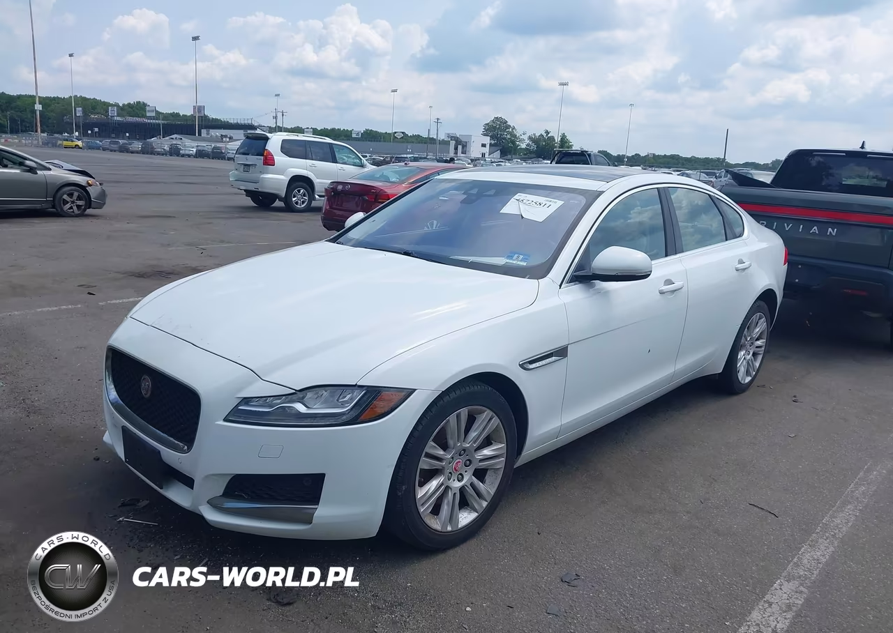 2016 Jaguar Xf 35T Premium VIN:SAJBJ4BV3GCY17558 - 2