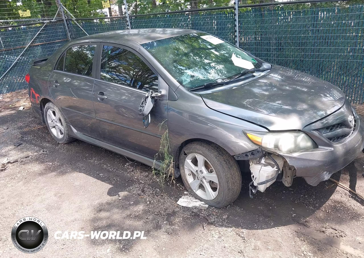 2013 Toyota Corolla S – zdjęcie 1 z 16