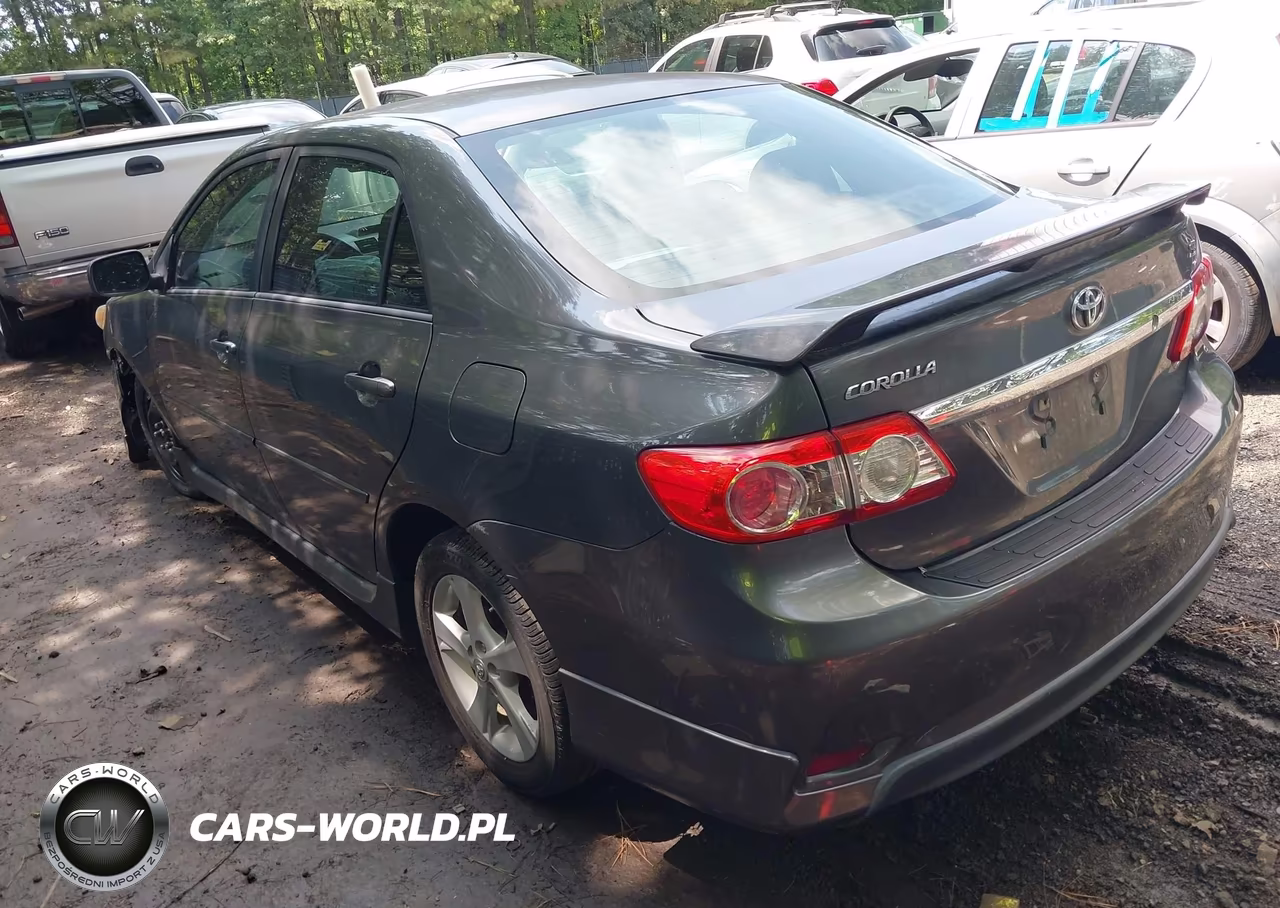 2013 Toyota Corolla S VIN:5YFBU4EE5DP197588 - 3