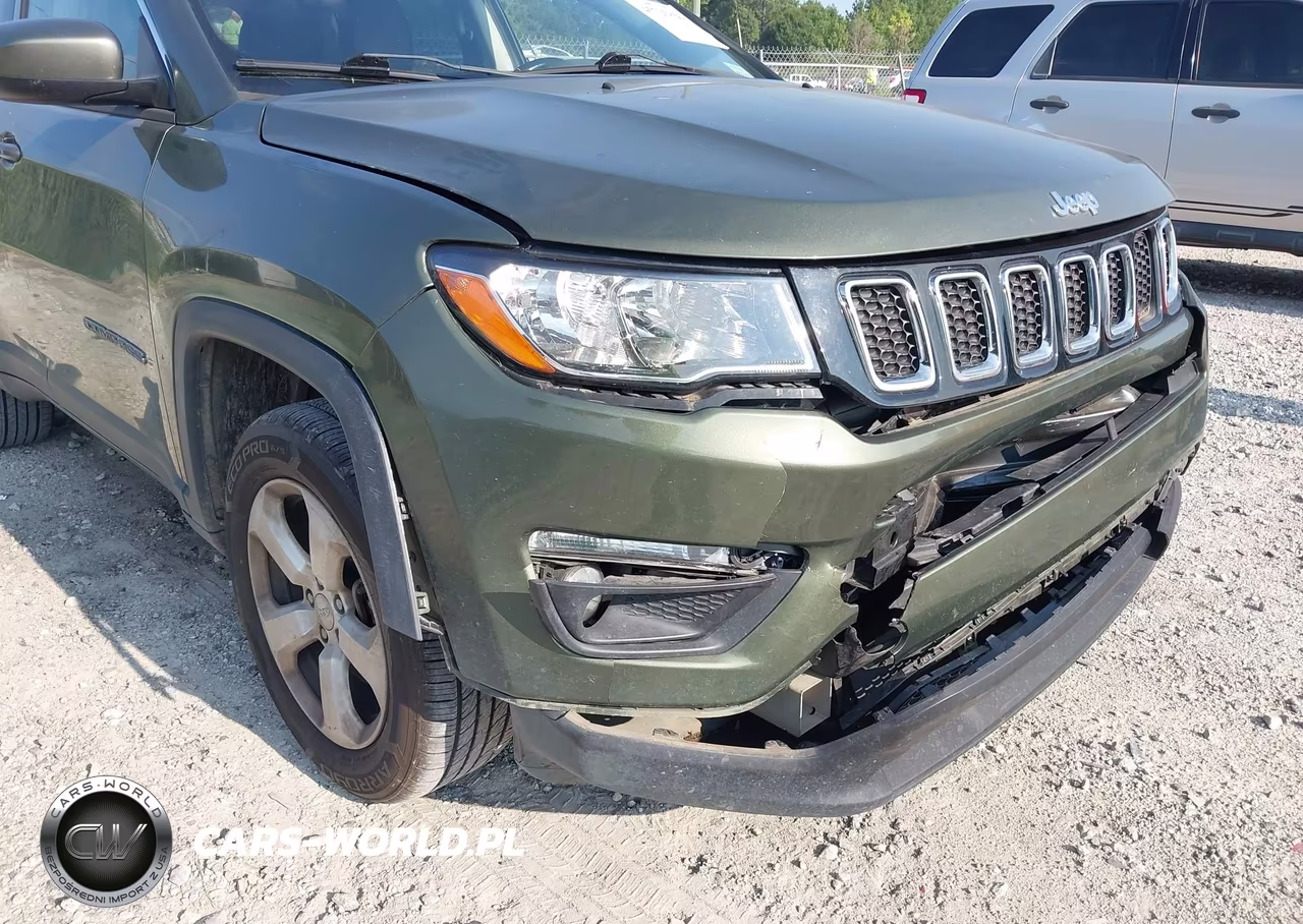 2018 Jeep Compass Latitude 4X4 VIN:3C4NJDBB2JT418492 - 6