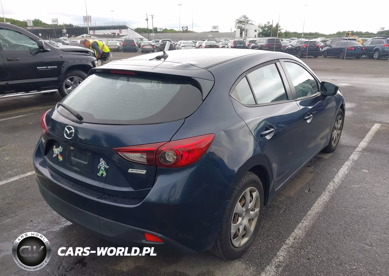 2014 Mazda Mazda3 I Sport VIN:JM1BM1K7XE1124114 - 4