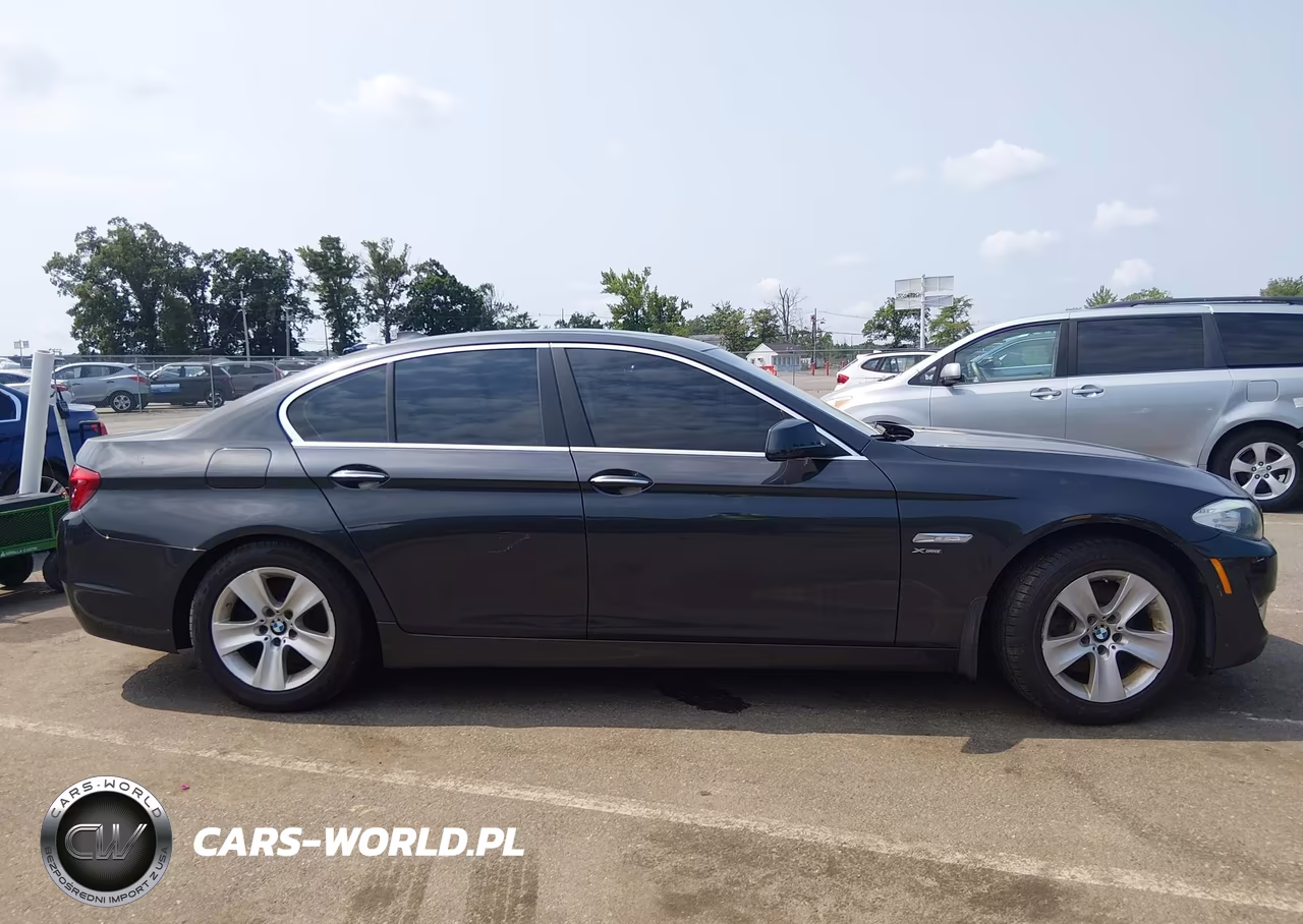 2012 BMW 528I xDrive VIN:WBAXH5C54CDW07556 - 13