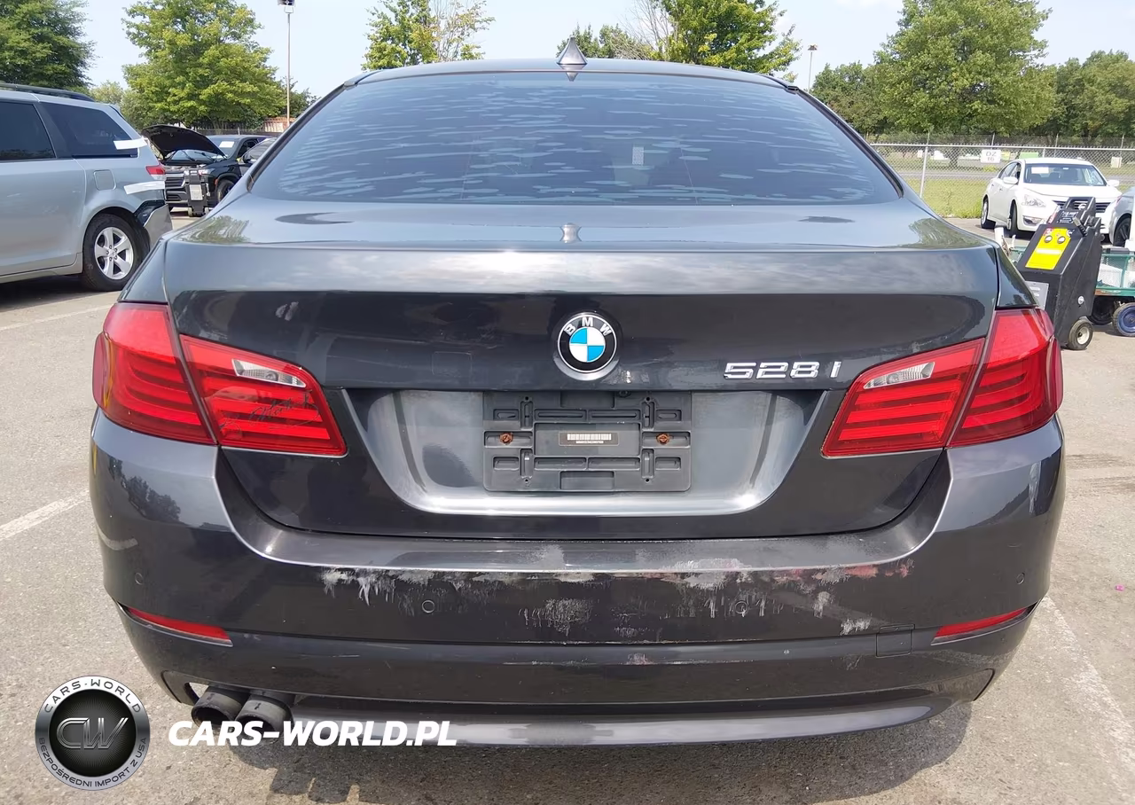 2012 BMW 528I xDrive VIN:WBAXH5C54CDW07556 - 14
