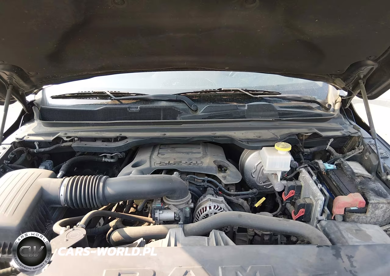 2019 Ram 1500 VIN:1C6SRFMT7KN680448 - 10