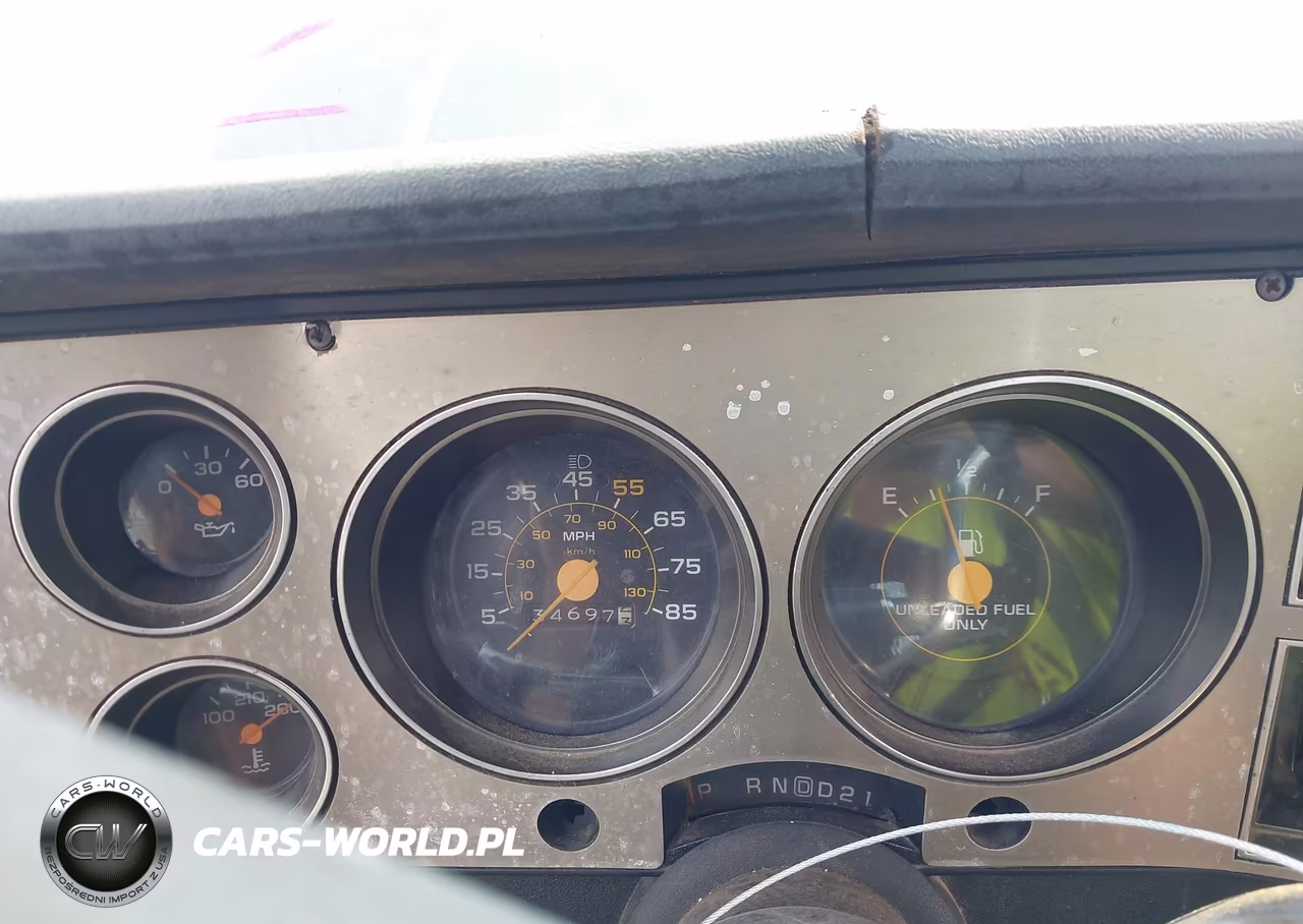1985 Chevrolet C10 VIN:2GCEC14H7F1122810 - 7