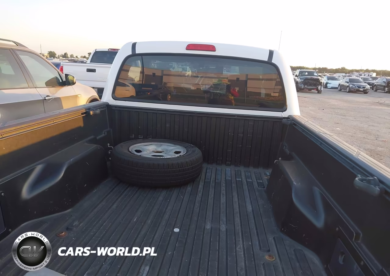 2014 Toyota Tacoma VIN:5TFNX4CNXEX037944 - 8