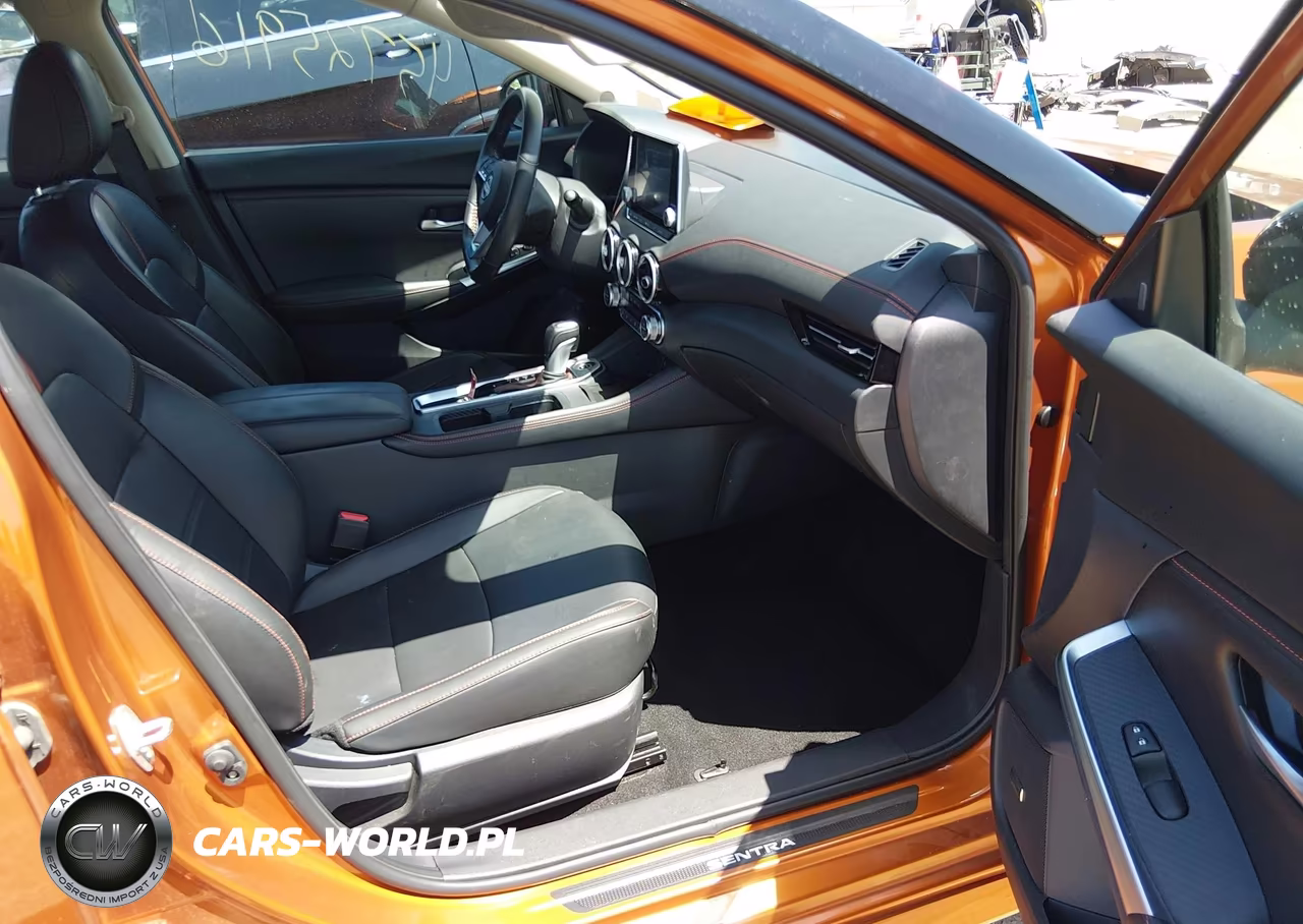 2025 Nissan Sentra Sr VIN:3N1AB8DV0SY246318 - 5