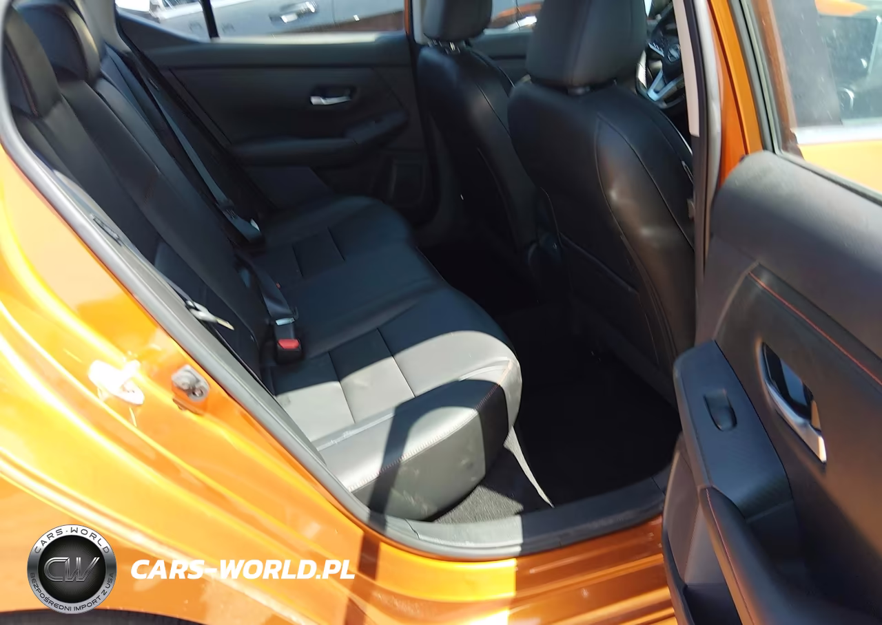 2025 Nissan Sentra Sr VIN:3N1AB8DV0SY246318 - 8