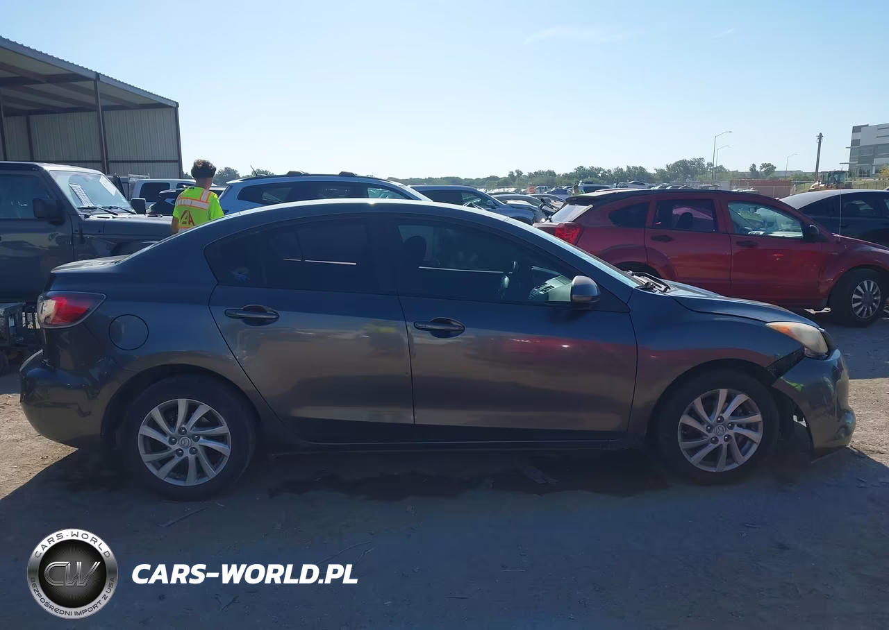 2012 Mazda Mazda3 I Touring VIN:JM1BL1V73C1609142 - 13