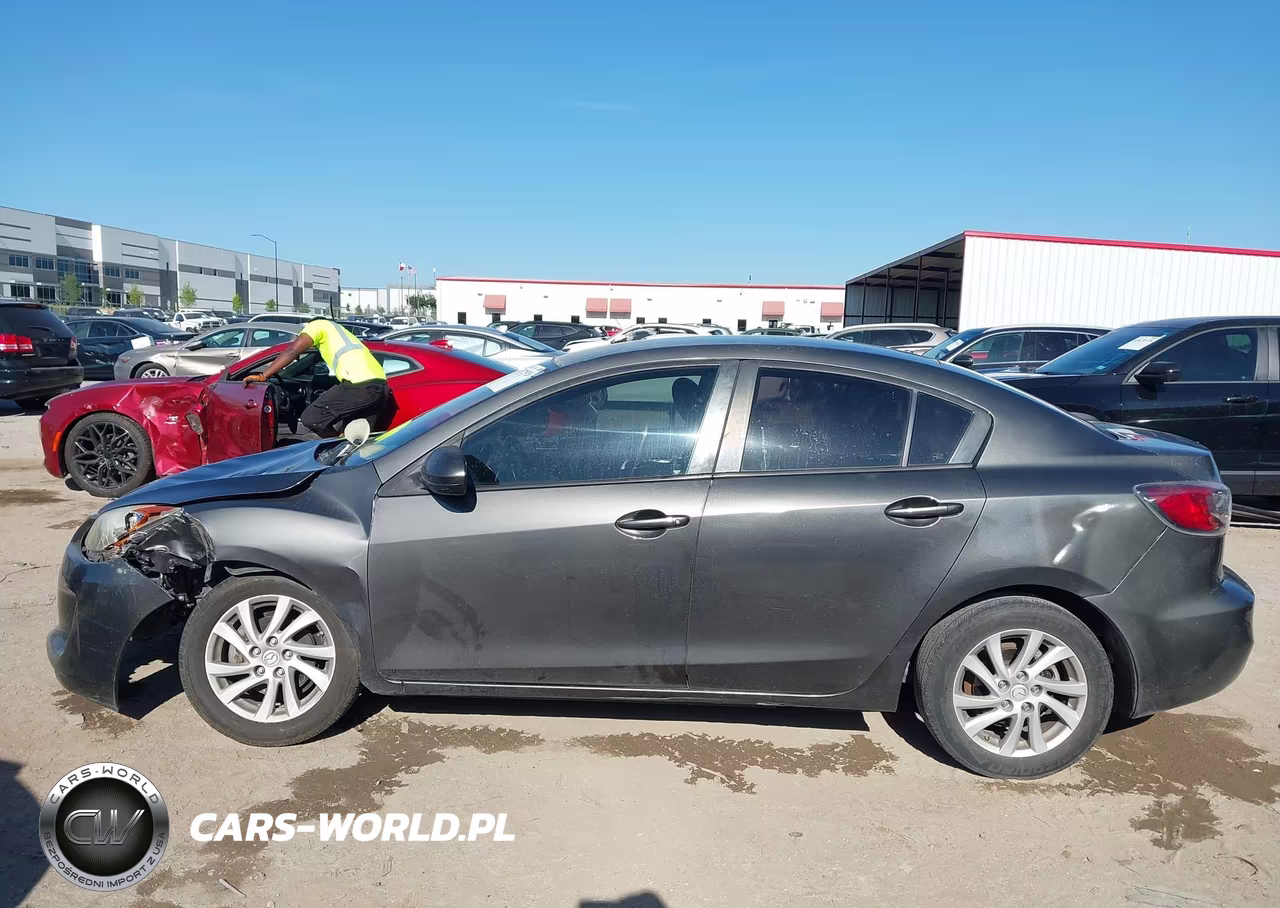 2012 Mazda Mazda3 I Touring VIN:JM1BL1V73C1609142 - 14