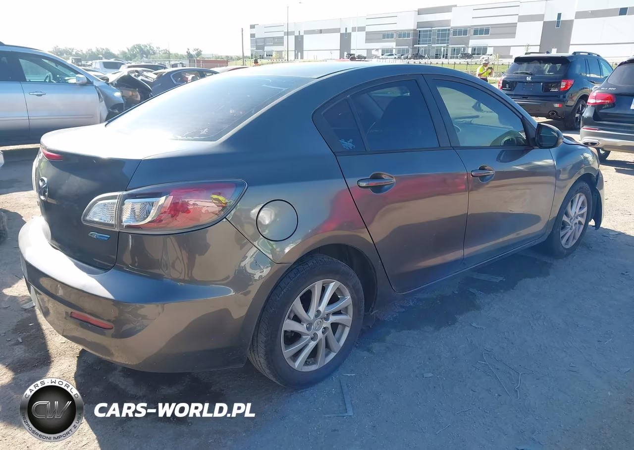 2012 Mazda Mazda3 I Touring VIN:JM1BL1V73C1609142 - 4