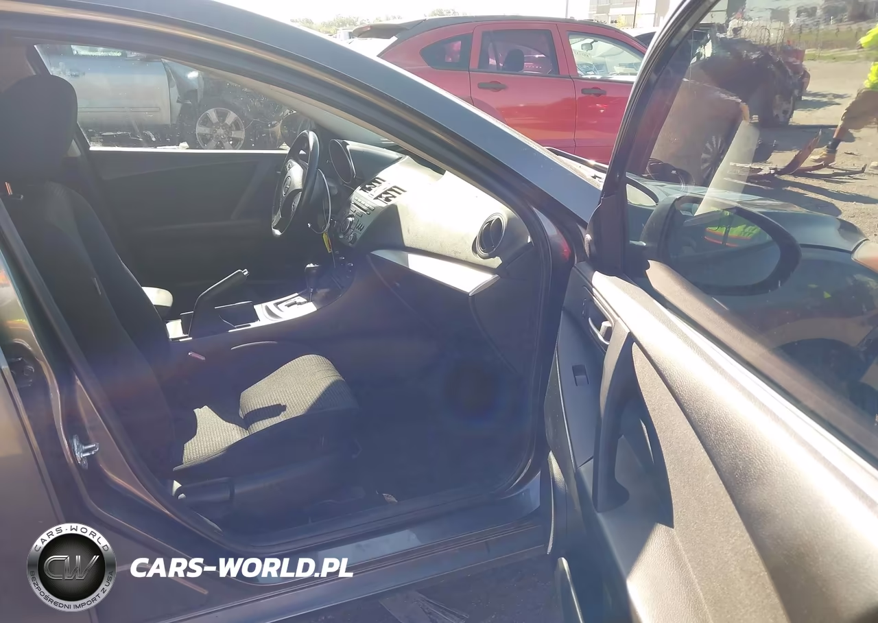 2012 Mazda Mazda3 I Touring VIN:JM1BL1V73C1609142 - 5