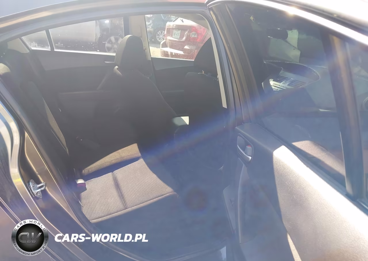 2012 Mazda Mazda3 I Touring VIN:JM1BL1V73C1609142 - 8