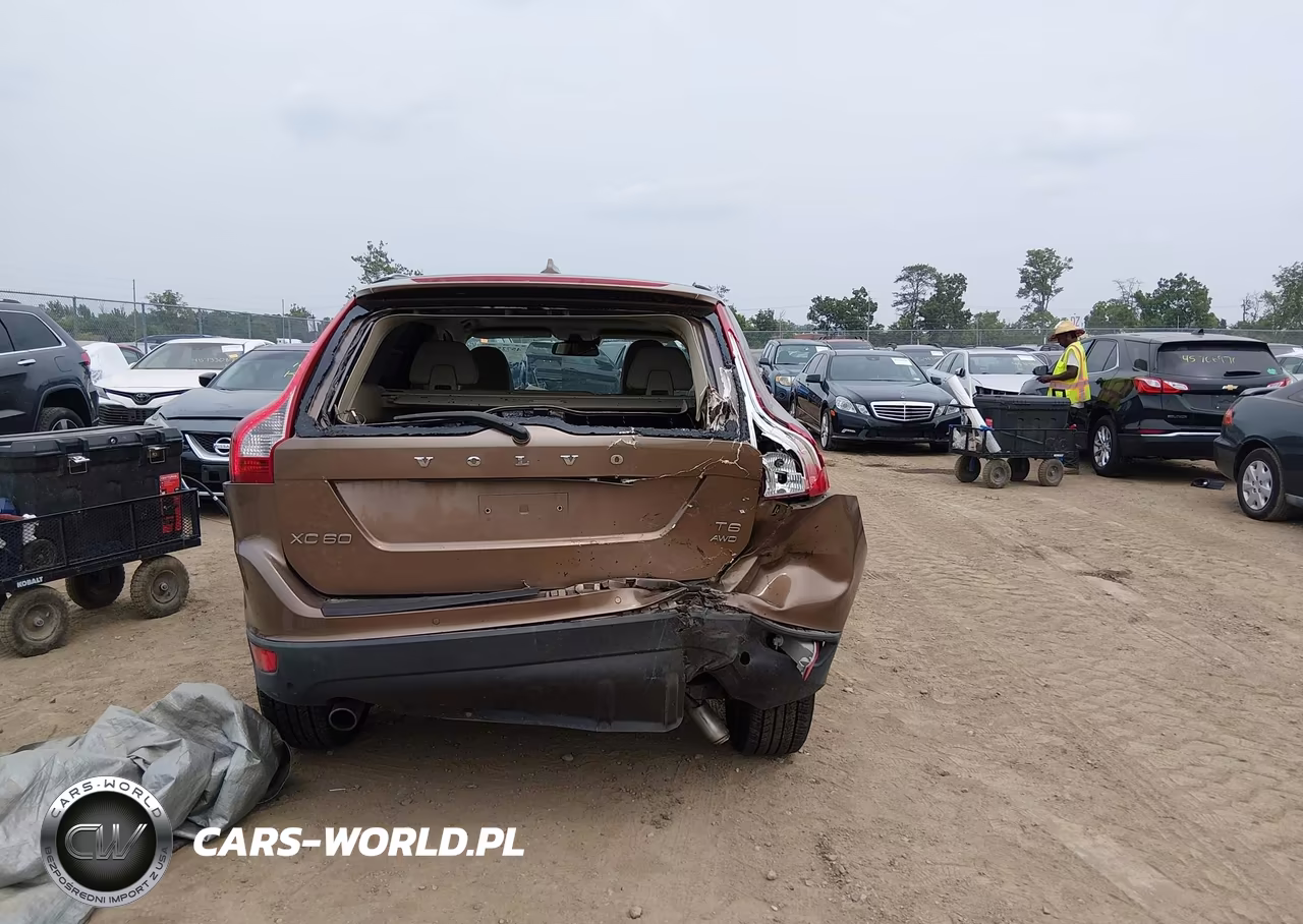 2012 Volvo Xc60 T6 VIN:YV4902DZ9C2312934 - 16