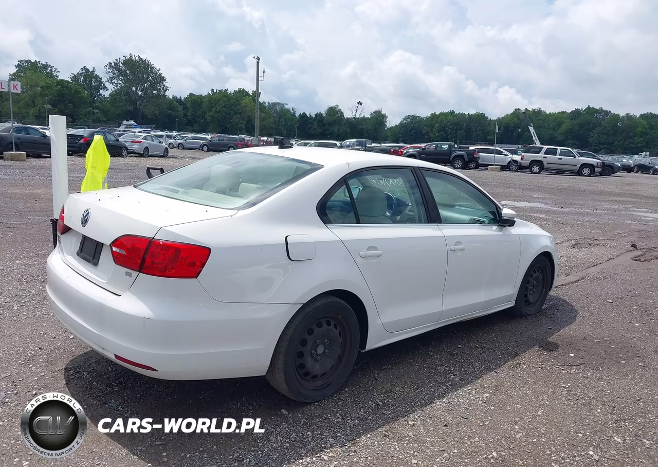 2014 Volkswagen Jetta 1.8T Se VIN:3VWD17AJ0EM382241 - 4