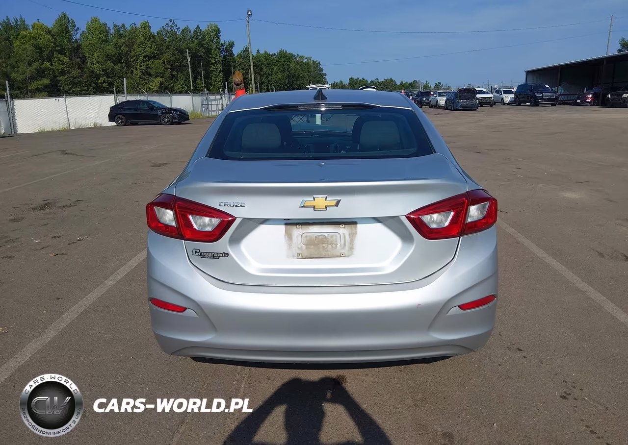2018 Chevrolet Cruze Ls Auto VIN:1G1BC5SM9J7155466 - 16