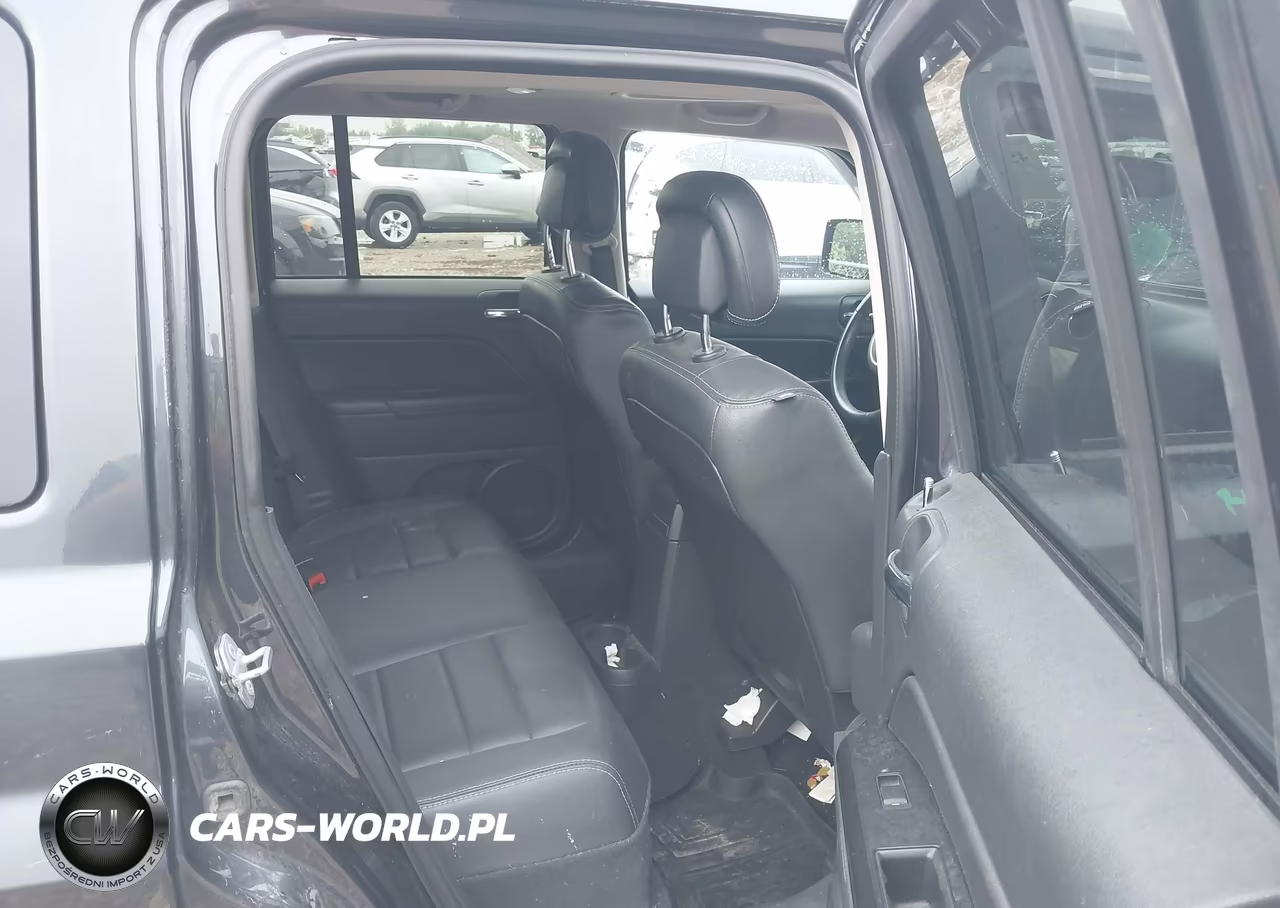 2016 Jeep Patriot High Altitude Edition VIN:1C4NJRFB4GD523430 - 8