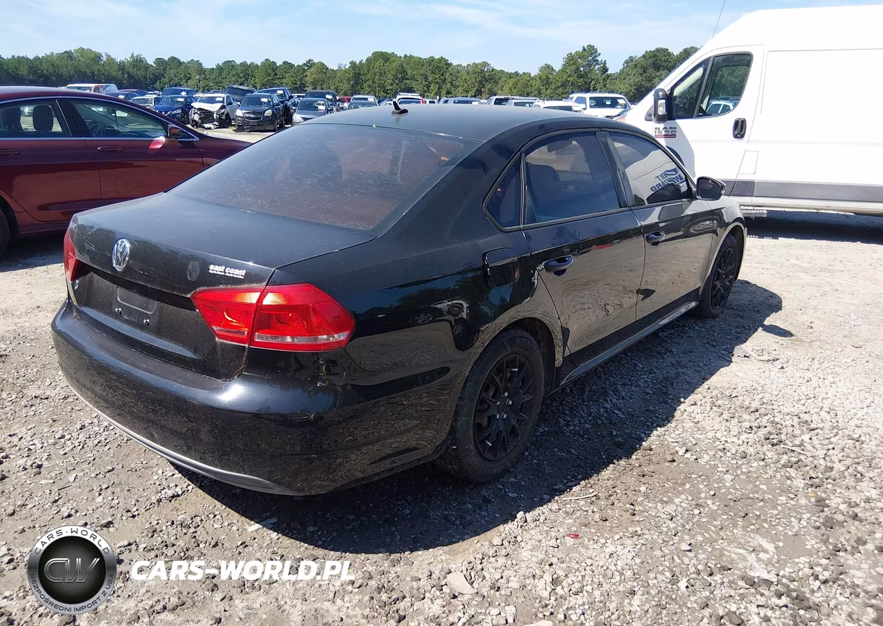 2014 Volkswagen Passat 2.5L S VIN:1VWAP7A30EC028093 - 4