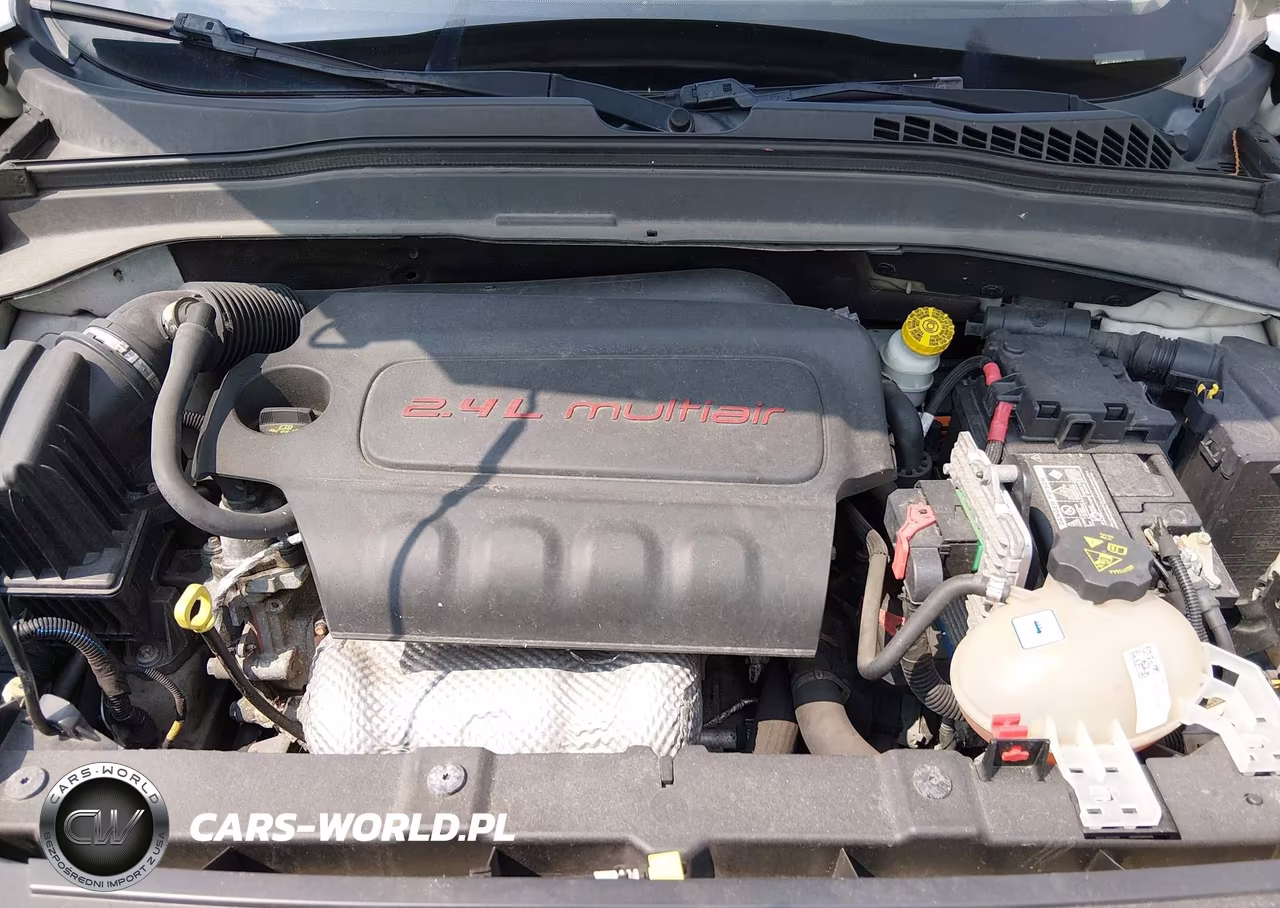 2015 Jeep Renegade Latitude VIN:ZACCJBBT0FPB21806 - 10