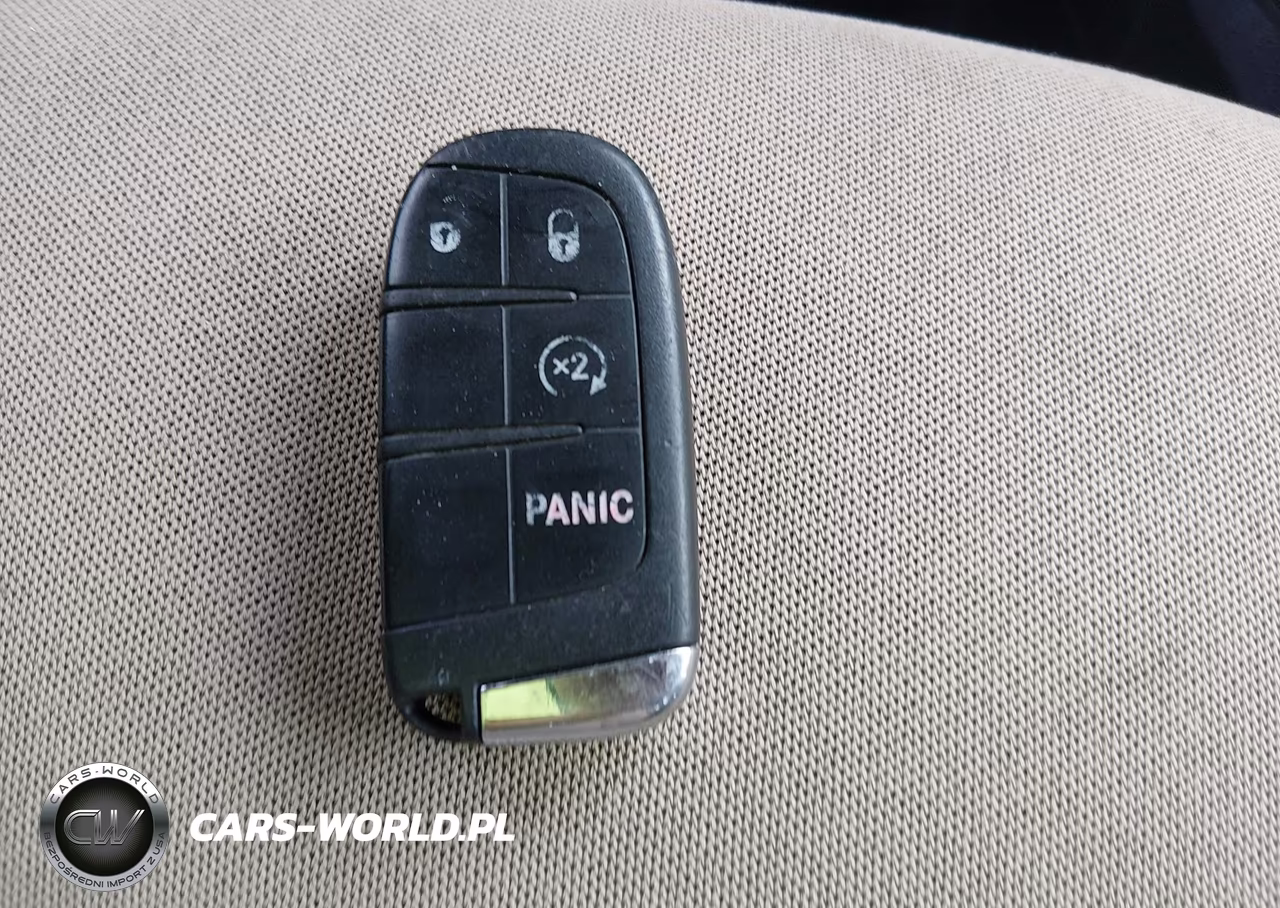 2015 Jeep Renegade Latitude VIN:ZACCJBBT0FPB21806 - 11