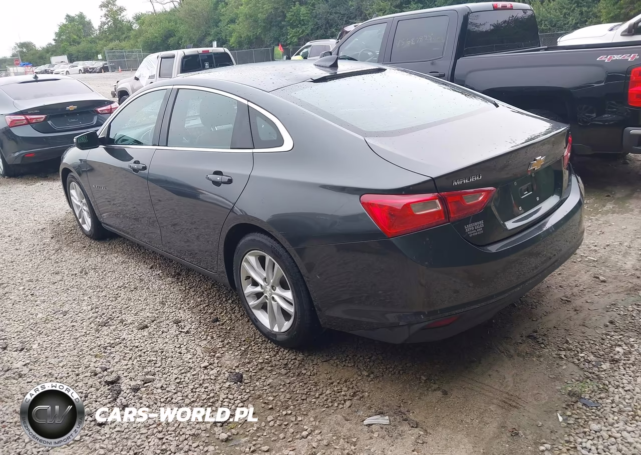 2017 Chevrolet Malibu 1Lt VIN:1G1ZE5ST2HF237457 - 3
