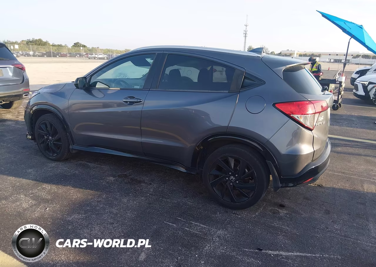 2021 Honda Hr-V 2Wd Sport VIN:3CZRU5H12MM729569 - 3