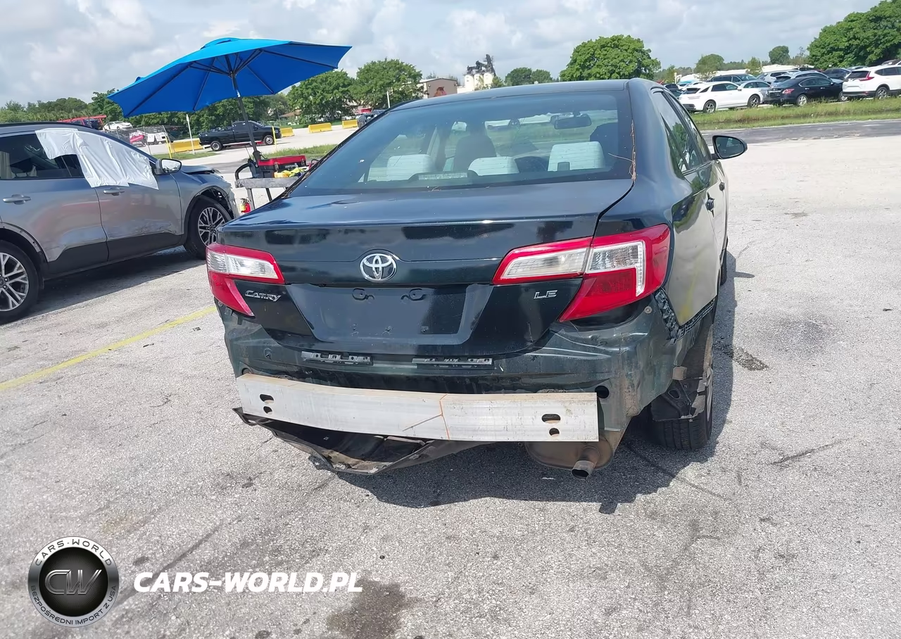2014 Toyota Camry Le VIN:4T1BF1FK6EU381693 - 6