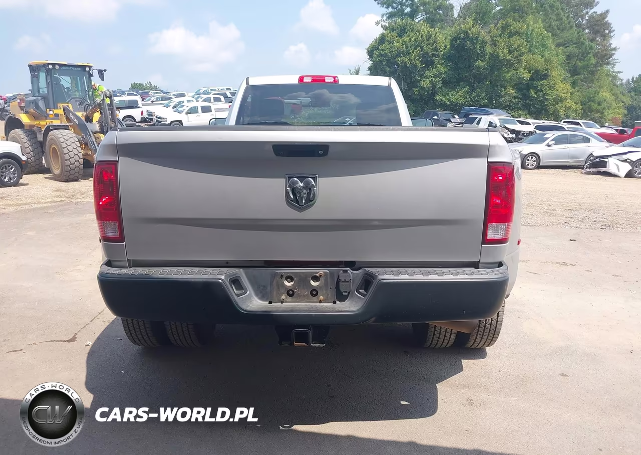 2018 Ram 3500 Tradesman 4X2 8' Box VIN:3C63RPAJ9JG383606 - 20