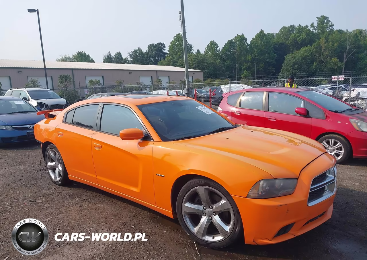 2014 Dodge Charger R-T Plus