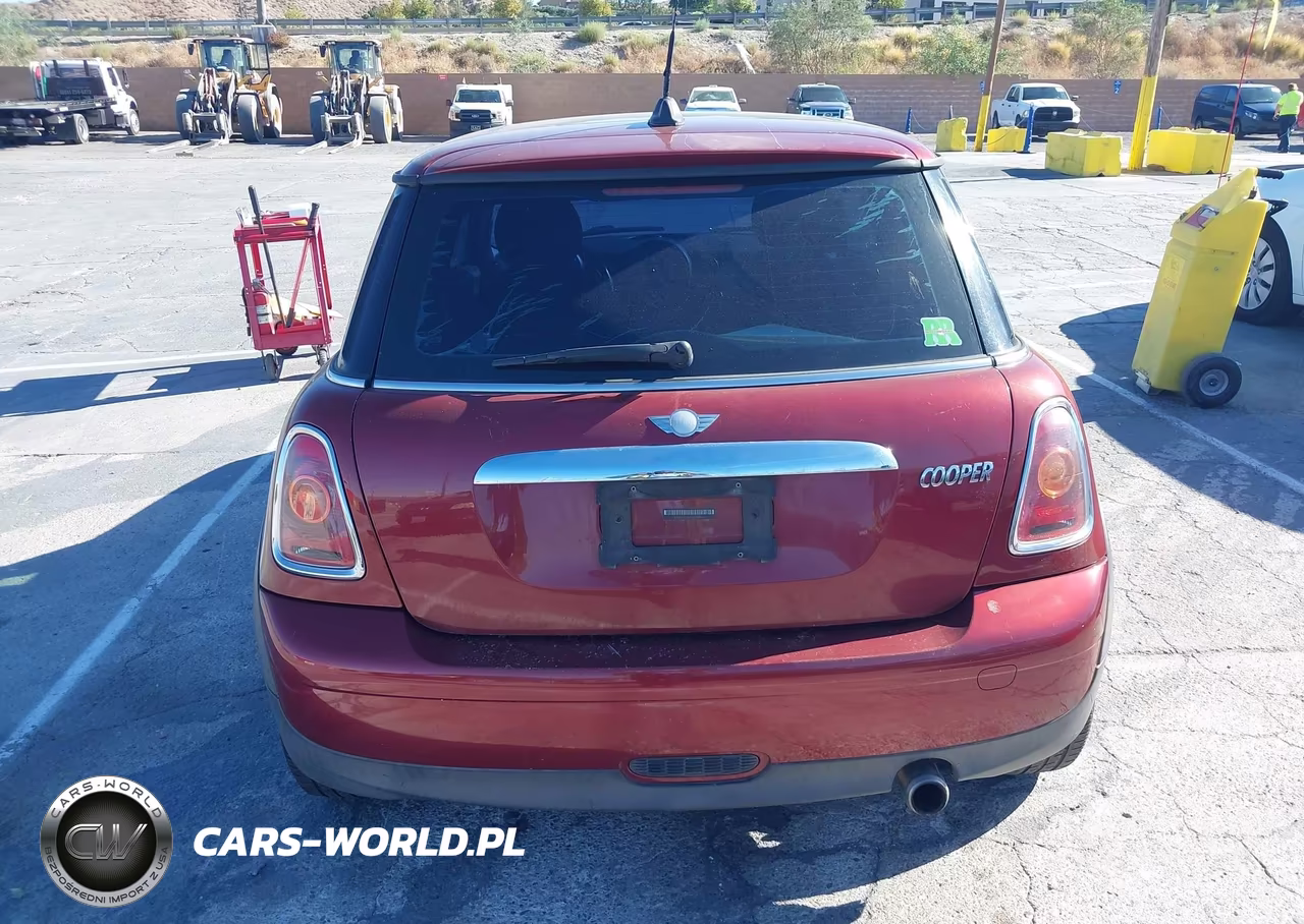 2008 Mini Cooper Hardtop VIN:WMWMF33558TT63345 - 16