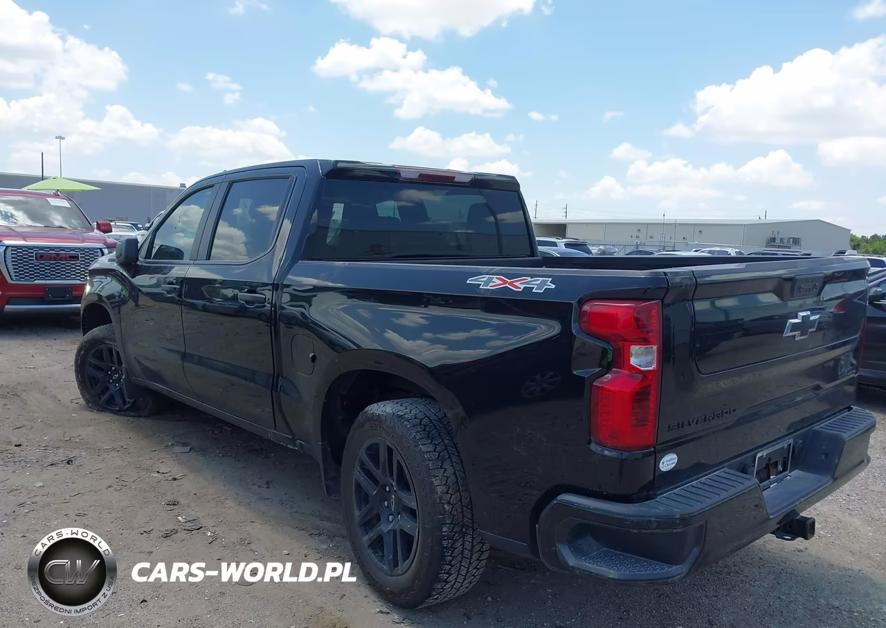 2026 Chevrolet Silverado 1500 4Wd Short Bed Custom VIN:3GCPKBEK3TG165233 - 3