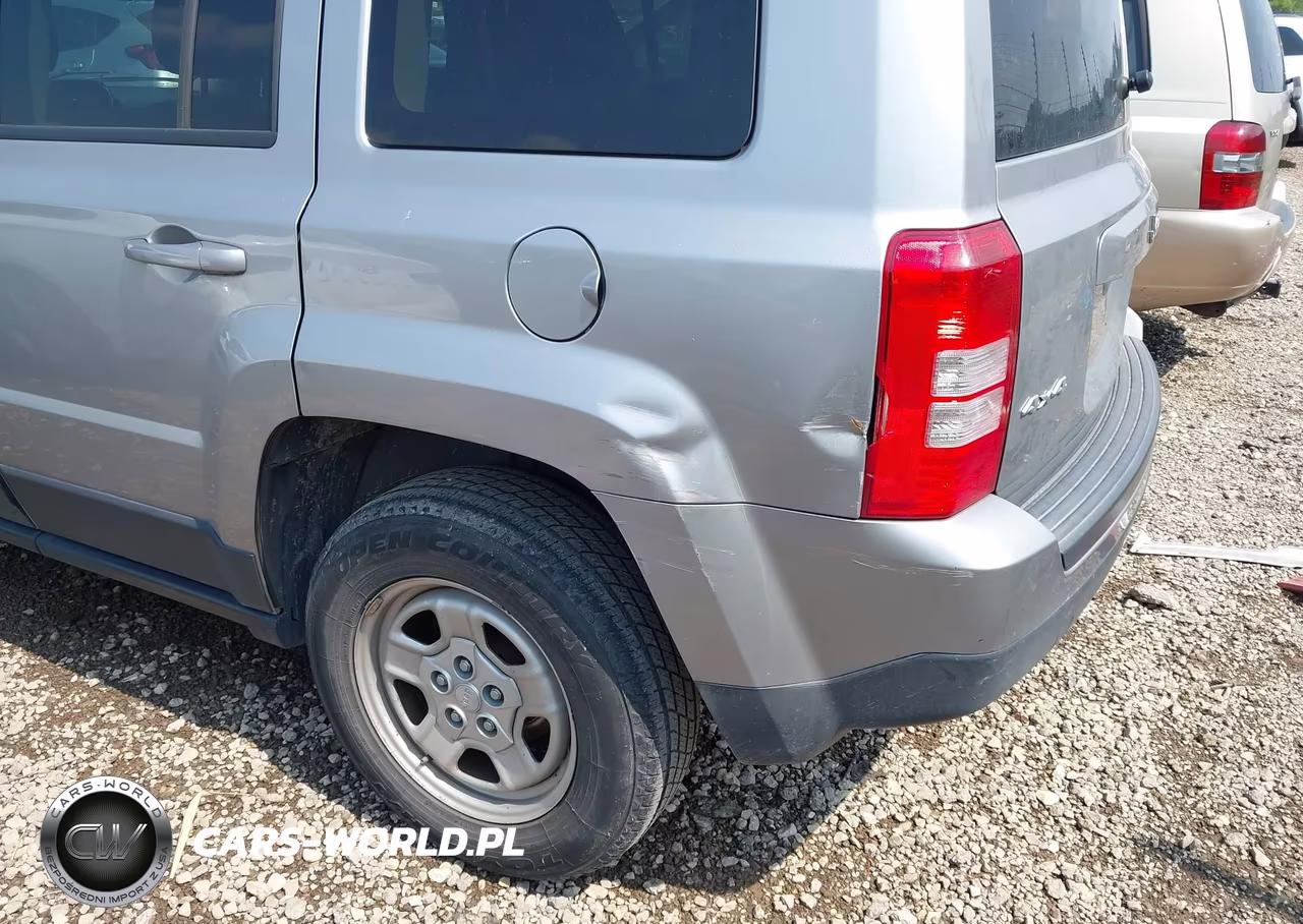 2016 Jeep Patriot Sport VIN:1C4NJRBB0GD719273 - 12