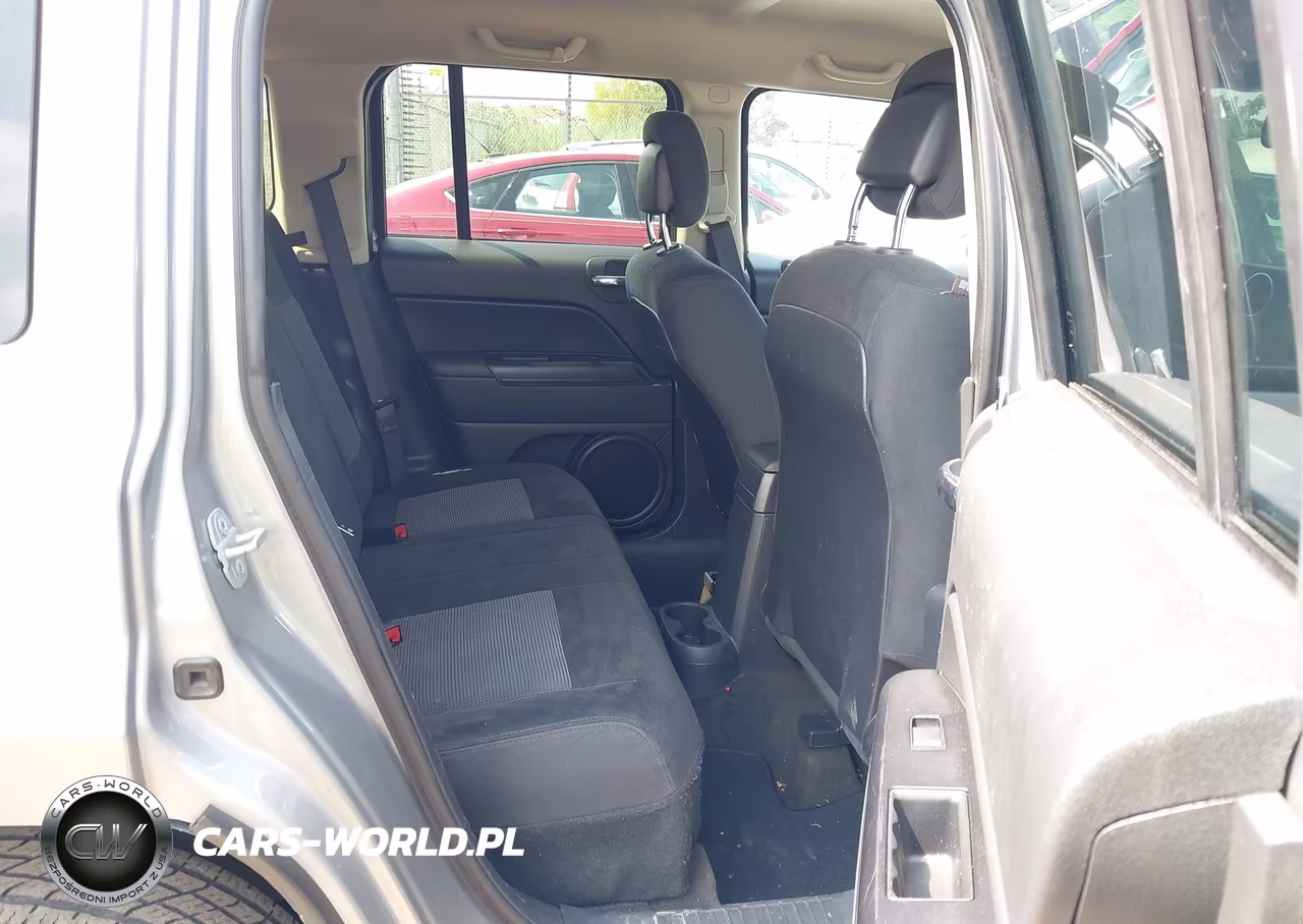 2016 Jeep Patriot Sport VIN:1C4NJRBB0GD719273 - 8