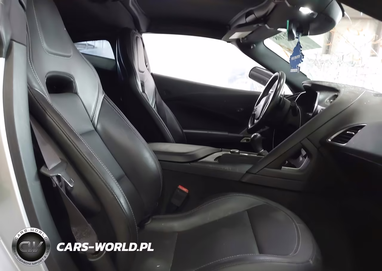 2017 Chevrolet Corvette Grand Sport VIN:1G1YV2D73H5105355 - 5